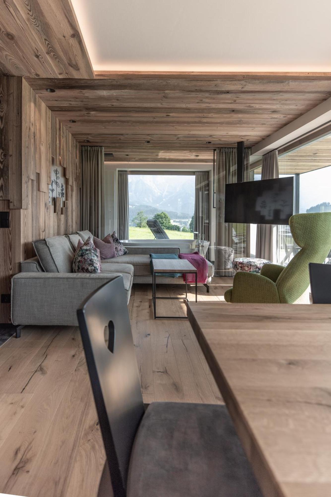 Biohof Ebengut Aparthotel Maria Alm am Steinernen Meer Exterior foto